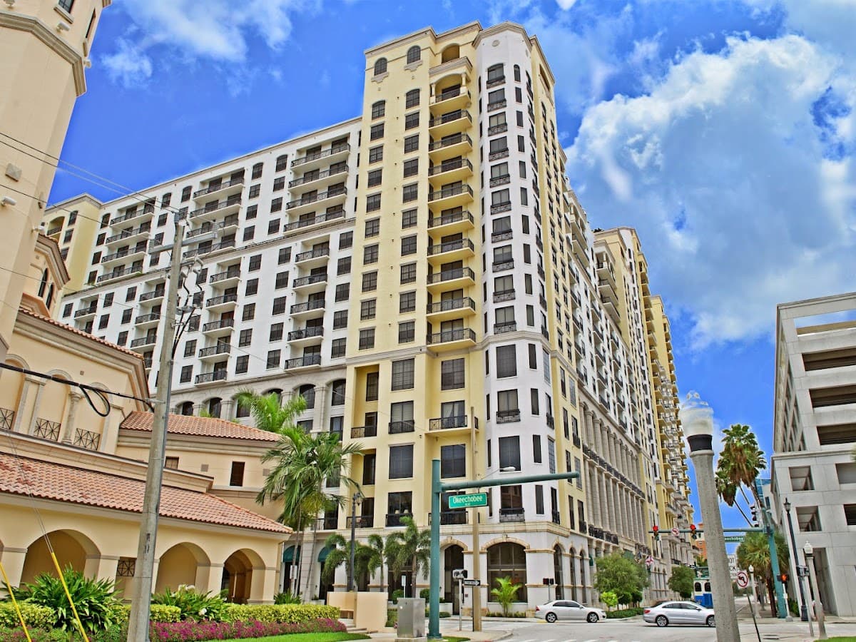Logan Realty, Inc — foto