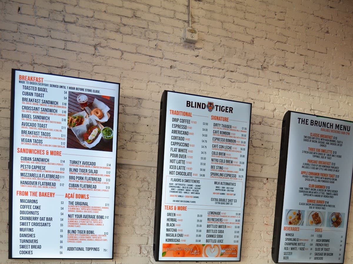 Blind Tiger Coffee Roasters- Ybor City Cafe — foto