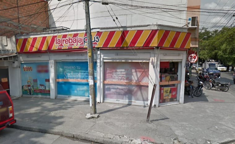 la rebaja Plus No. 20 DROGUERIA Y MINIMARKET Villa Colombia Cali — foto