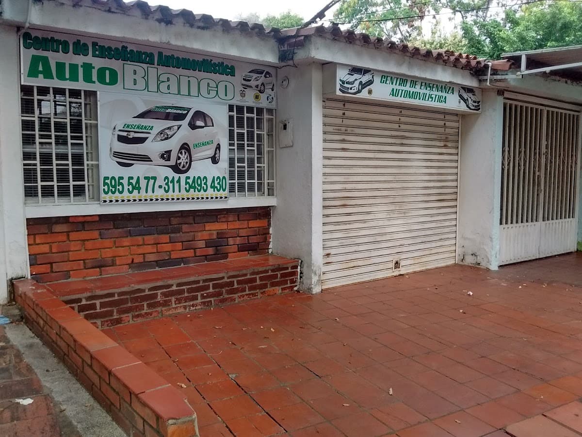 Academia de conducción AutoBlanco