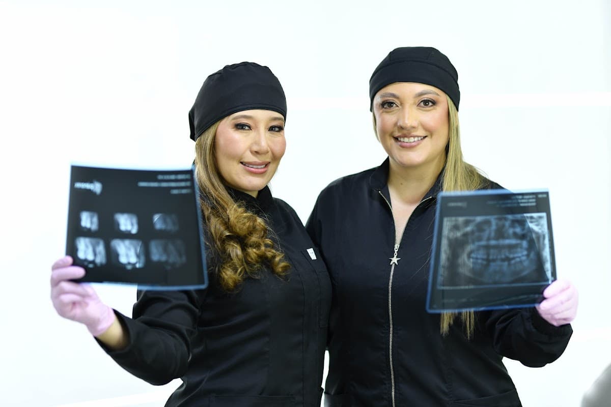 Sonrisas Group | Odontología Especializada