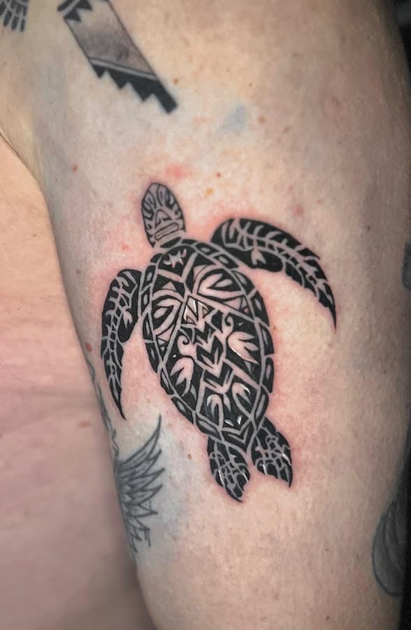 TATTOO SHOP BLACK ROOM - GALLERY