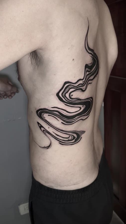 TATTOO SHOP BLACK ROOM - GALLERY — foto