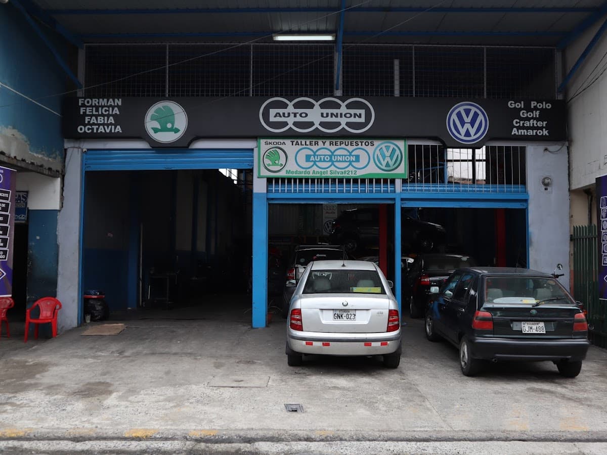 TALLER MECÁNICO AUTOMOTRIZ en GUAYAQUIL "Steven"