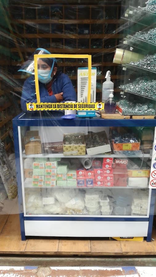 Ferretería y Pernocentro El Paraíso — foto