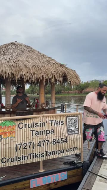 Cruisin' Tikis Tampa — foto