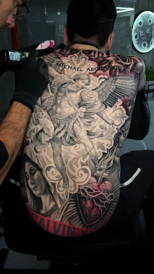 Ladino tattoo estudio — foto