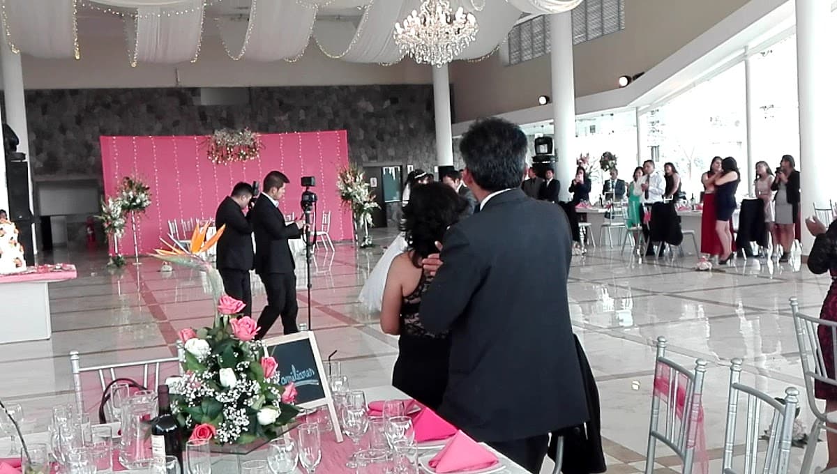 Laguna Dorada (Salon Eventos) — foto
