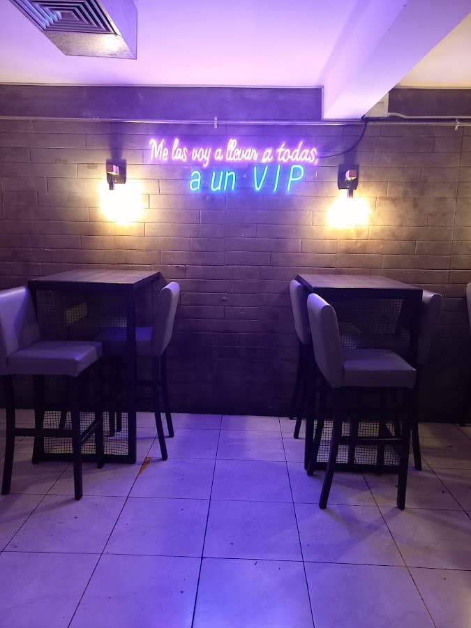 Plus Bar