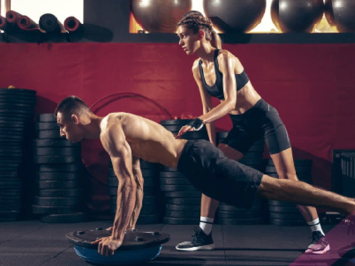 Gimnasio CONFA Sede Versalles
