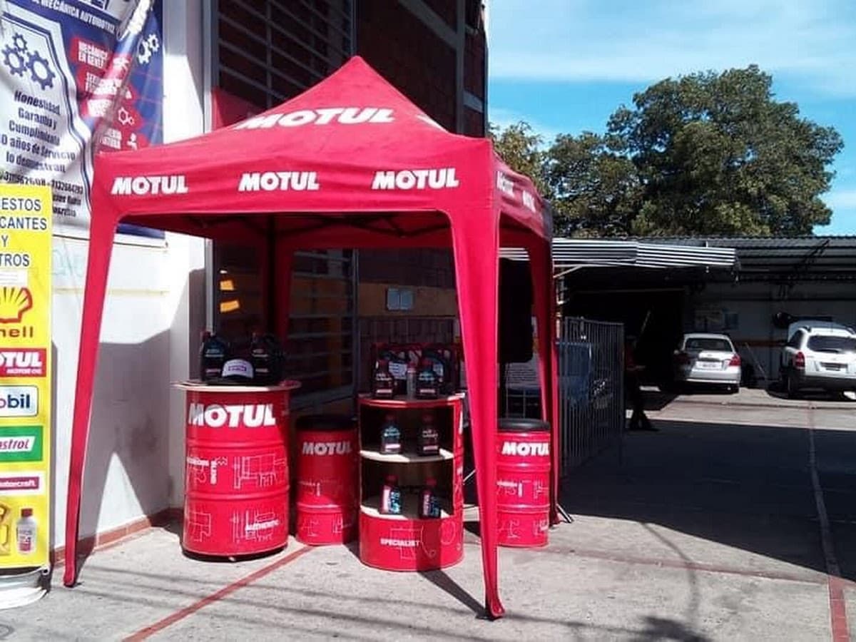 Taller De Mecanica Bombillo — foto