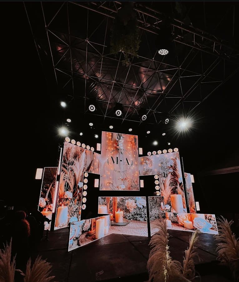 Horus Producciones (Iluminación, Pantallas Led, Logistica, Corporativos)