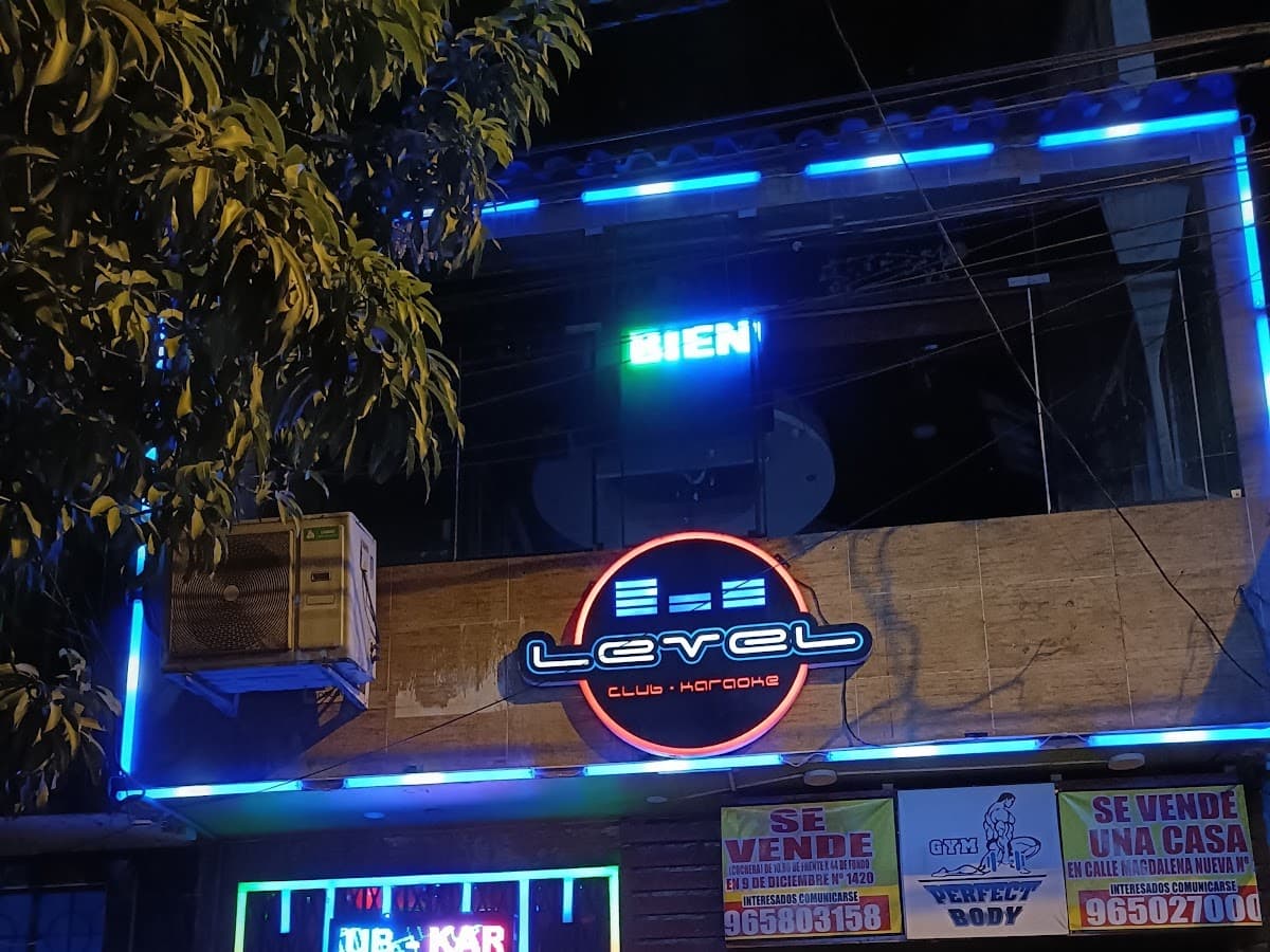 "LEVEL" Club - Karaoke