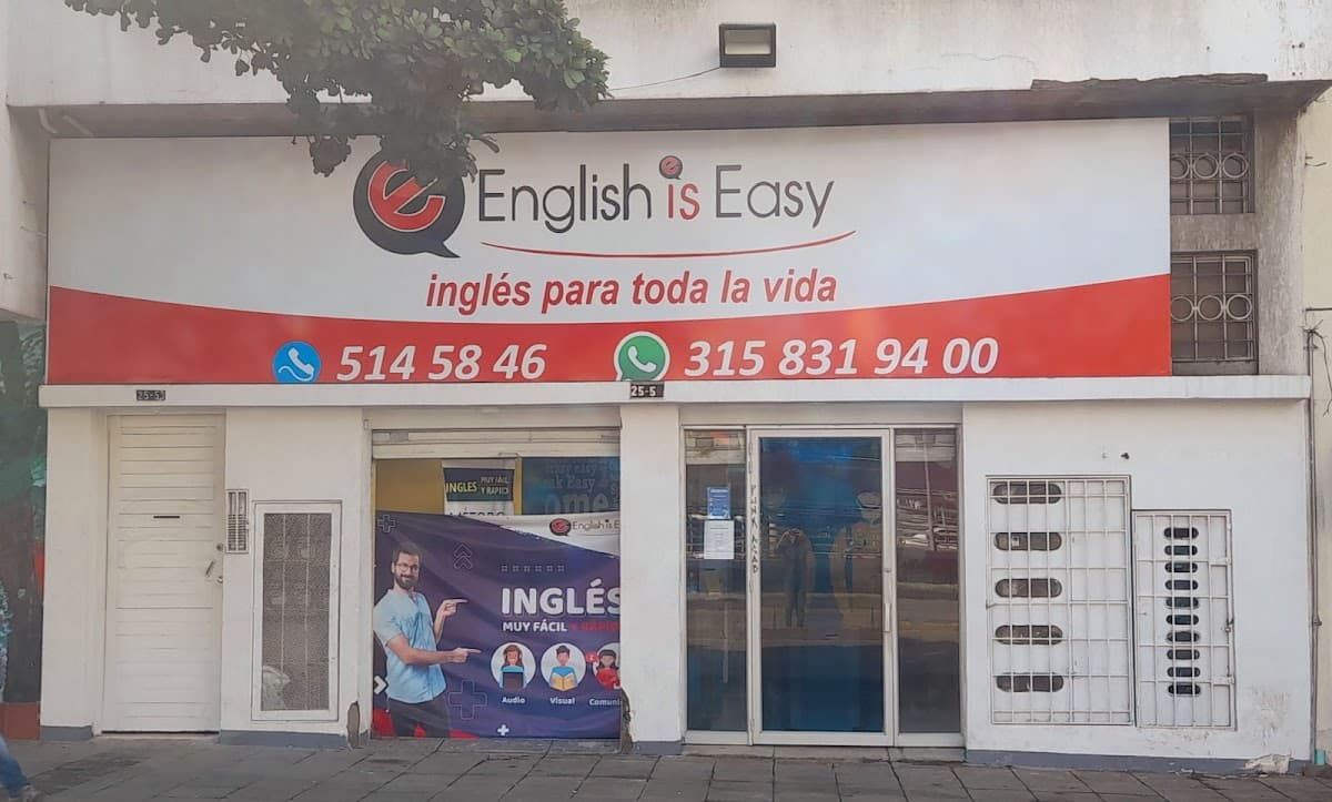 English is Easy — foto