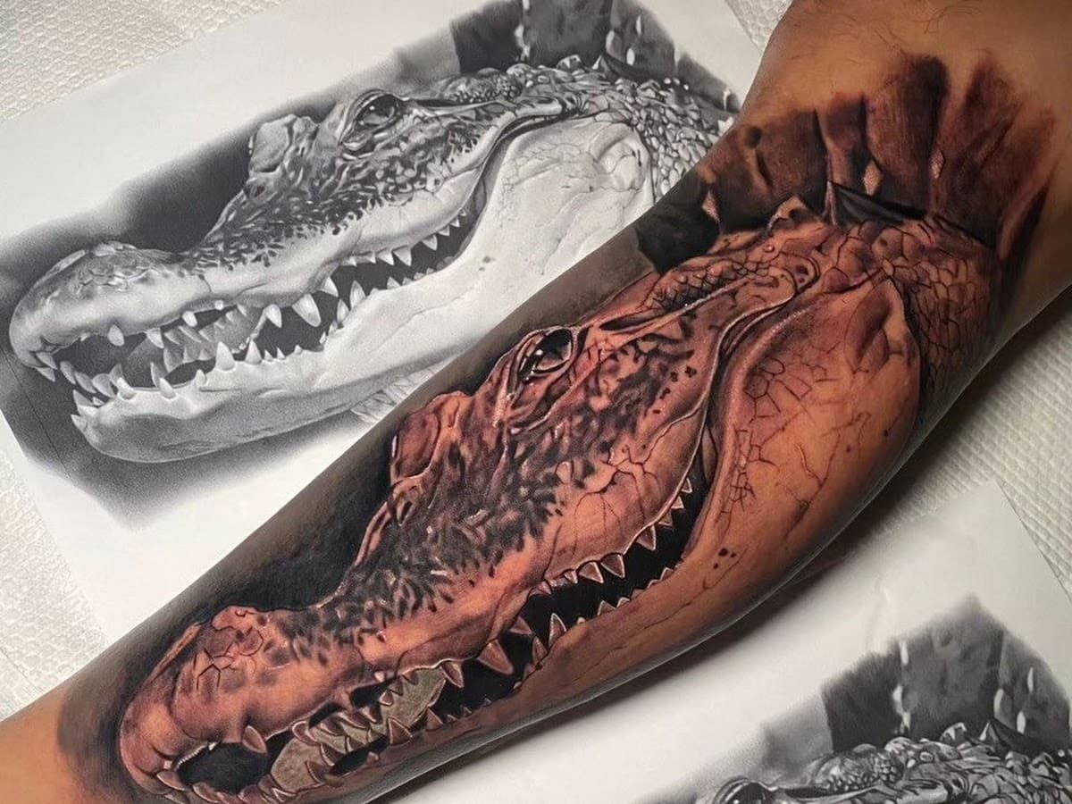 LHT Academia Tattoo — foto