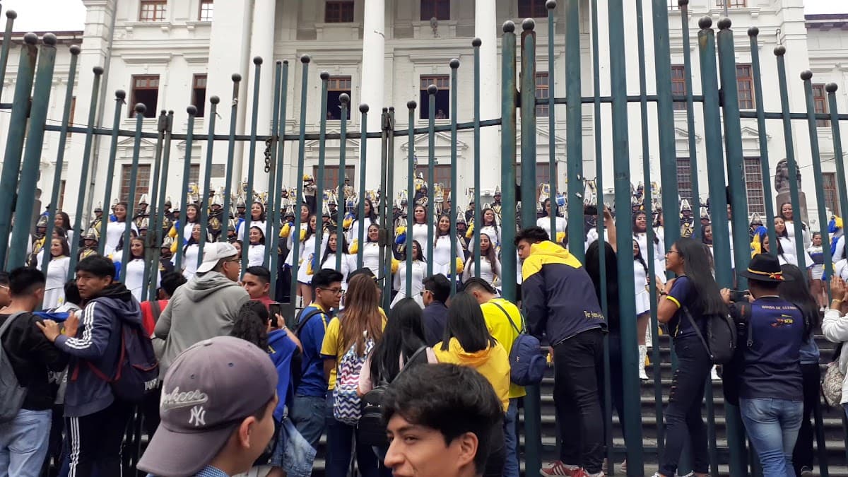 Instituto Nacional Mejía — foto