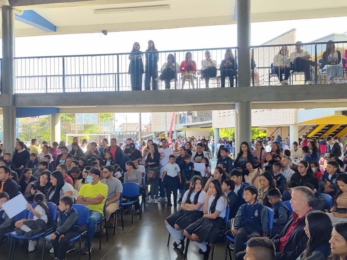 Institución Educativa Bicentenario — foto