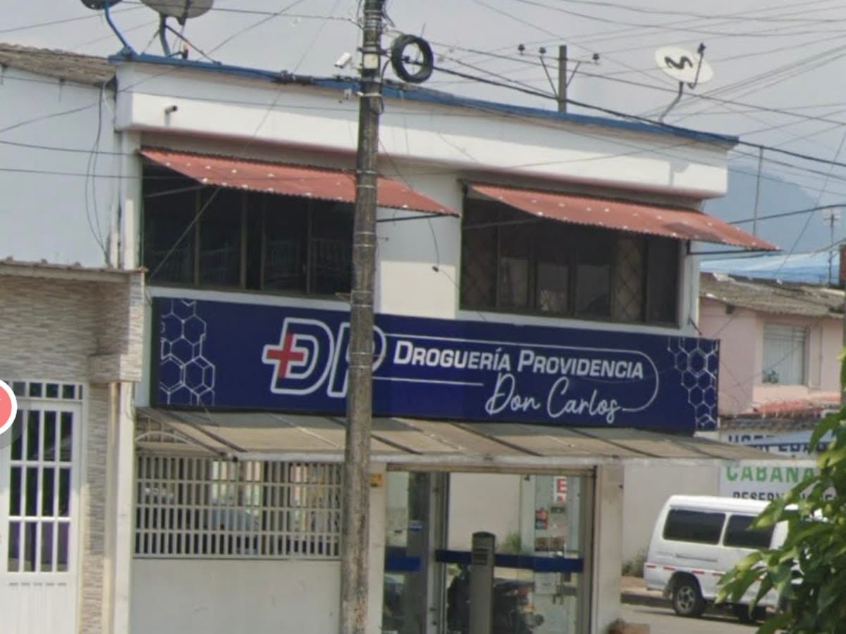 Drogueria San Carlos — foto
