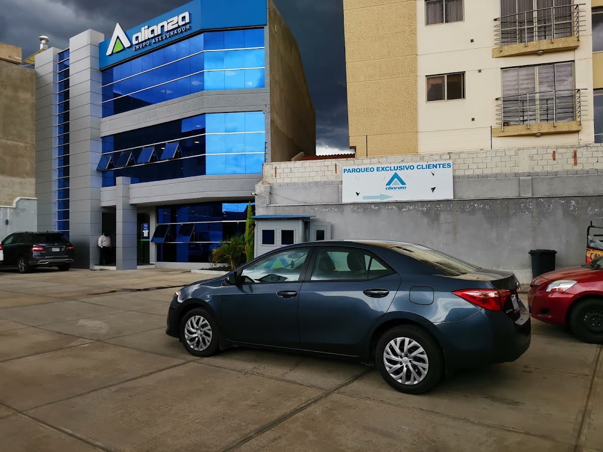 Seguros Illimani S.A. — foto