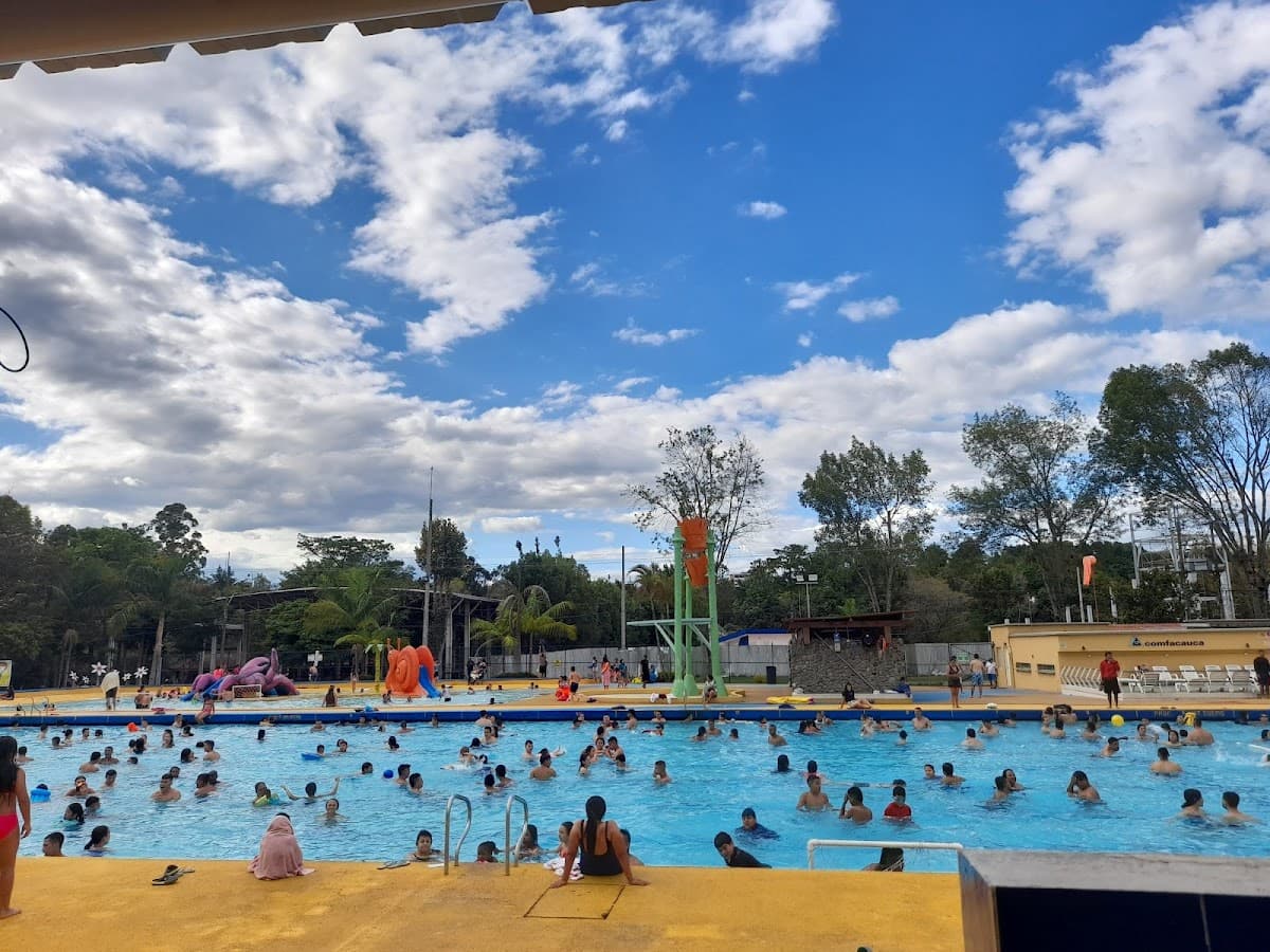 Centro Recreativa Pisojé de COMFACAUCA — foto