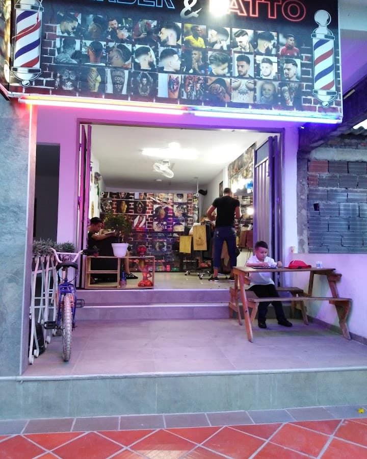 BRANDON TATTOO — foto