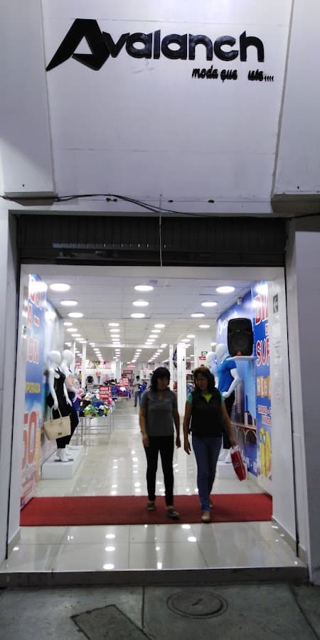 Tienda Avalanch Trujillo — foto