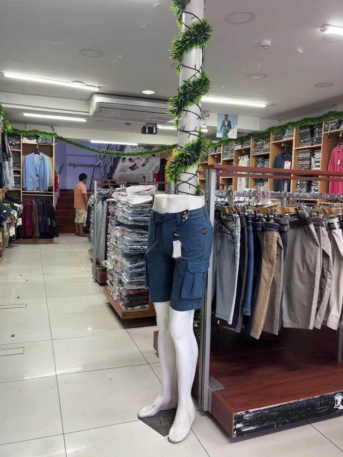 Tienda Avalanch Trujillo — foto