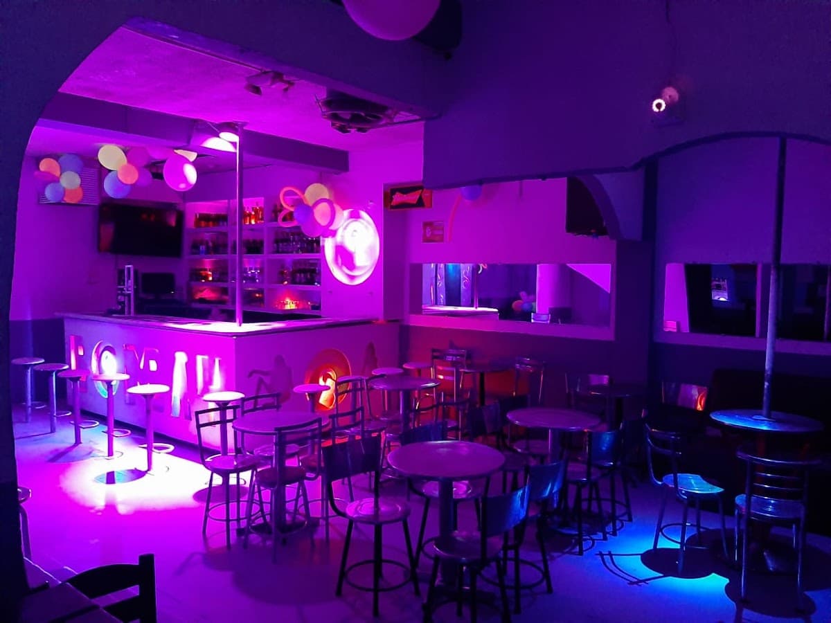 CALYPSO NIGHT CLUB — foto