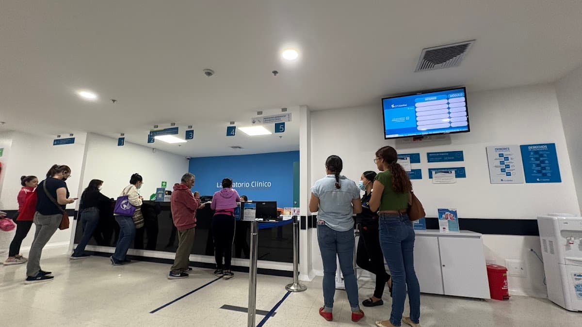 Sanitas: Centro médico Bolarquí / Unidad de urgencias