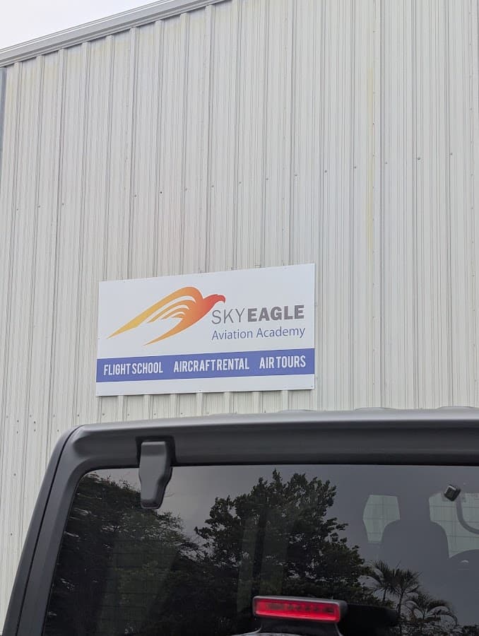 SkyEagle Aviation Academy — foto