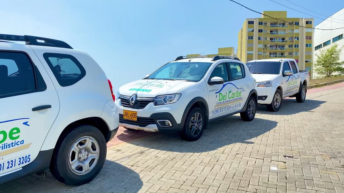Centro de Enseñanza Automovilistica del Caribe Calle 79 — foto