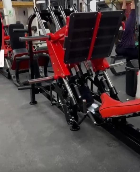 Stronger Fitness Gym — foto
