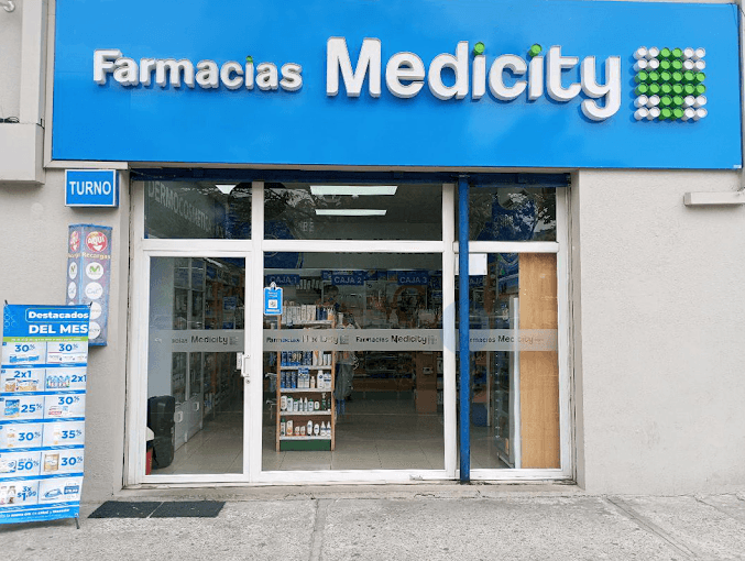 Farmacias Medicity Guayaquil Puerto Azul — foto