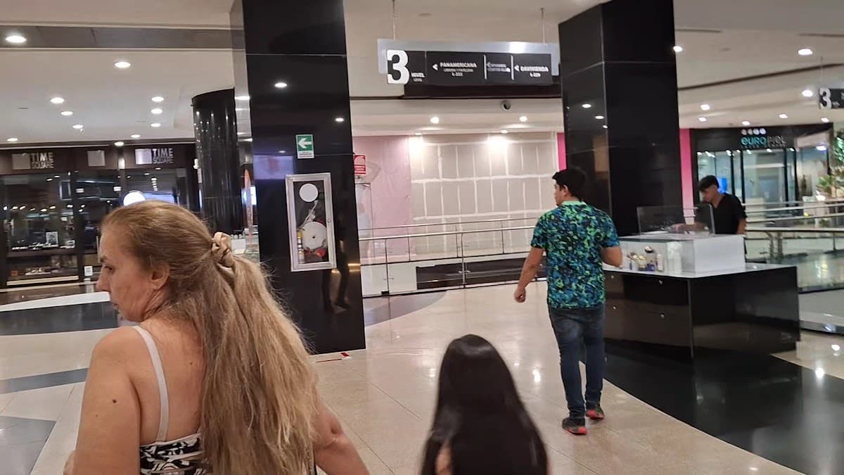 Centro Comercial Buenavista II — foto