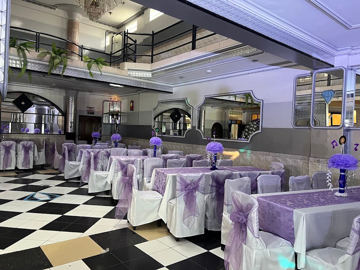 Salón de eventos sociales "Paladium" — foto