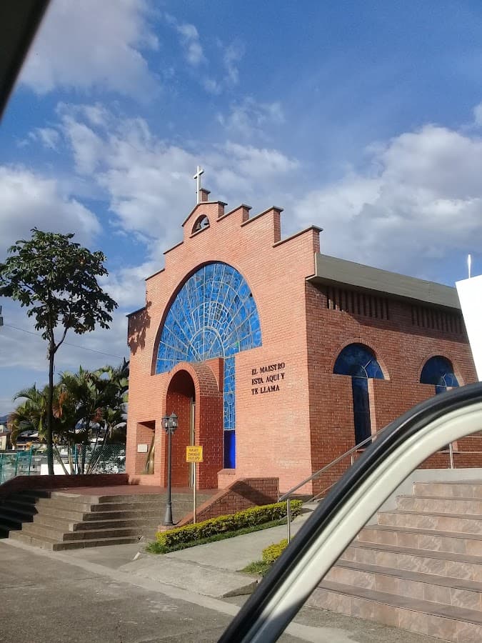 Colegio Calasanz Pereira — foto