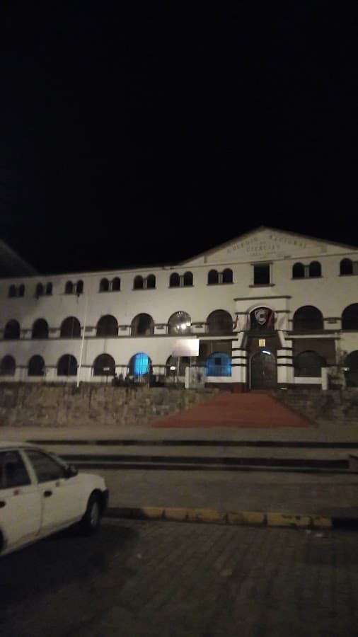 Institución Educativa Glorioso Colegio Nacional de Ciencias — foto