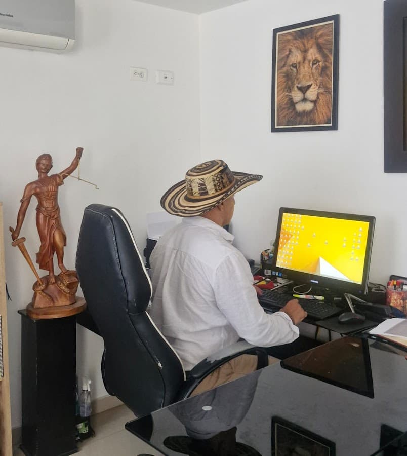 ABOGADOS IBAGUE EDUARDO ORTIZ LOPEZ — foto