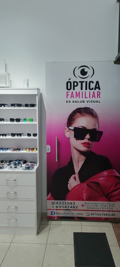 ÓPTICA FAMILIAR — foto