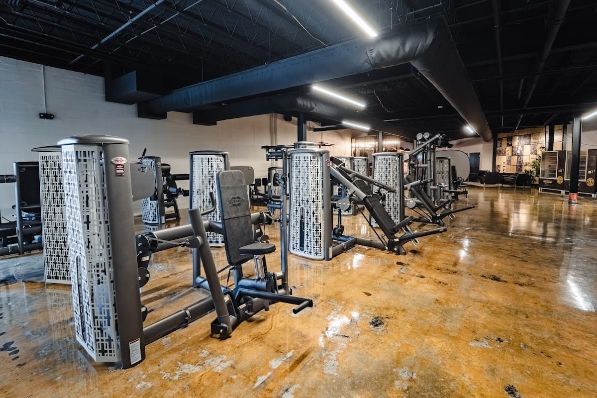 Gold's Gym Tampa Gas Worx