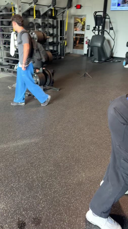 Gold's Gym Tampa Gas Worx — foto