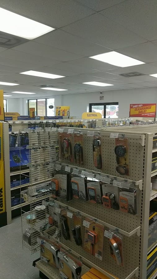 NAPA Auto Parts — foto