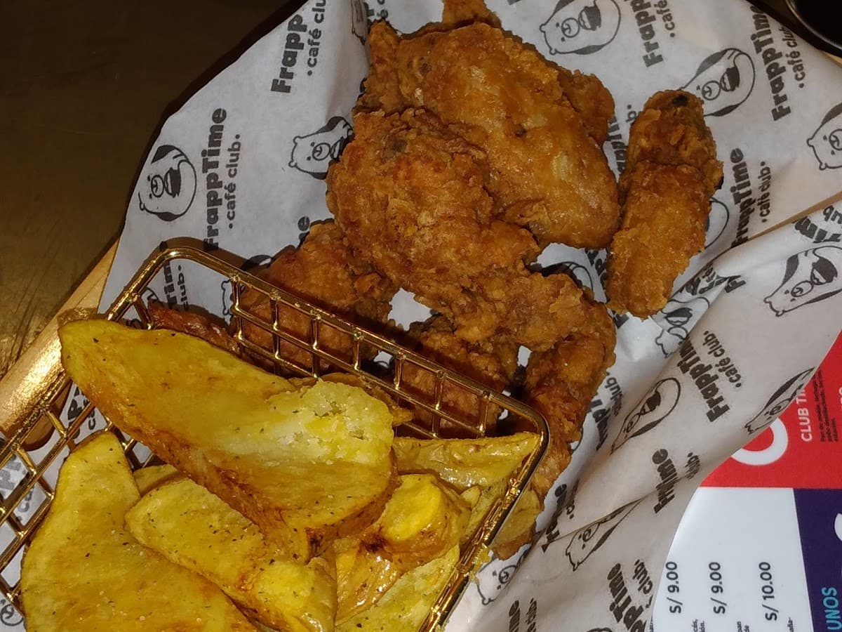 La Chicharroneria — foto