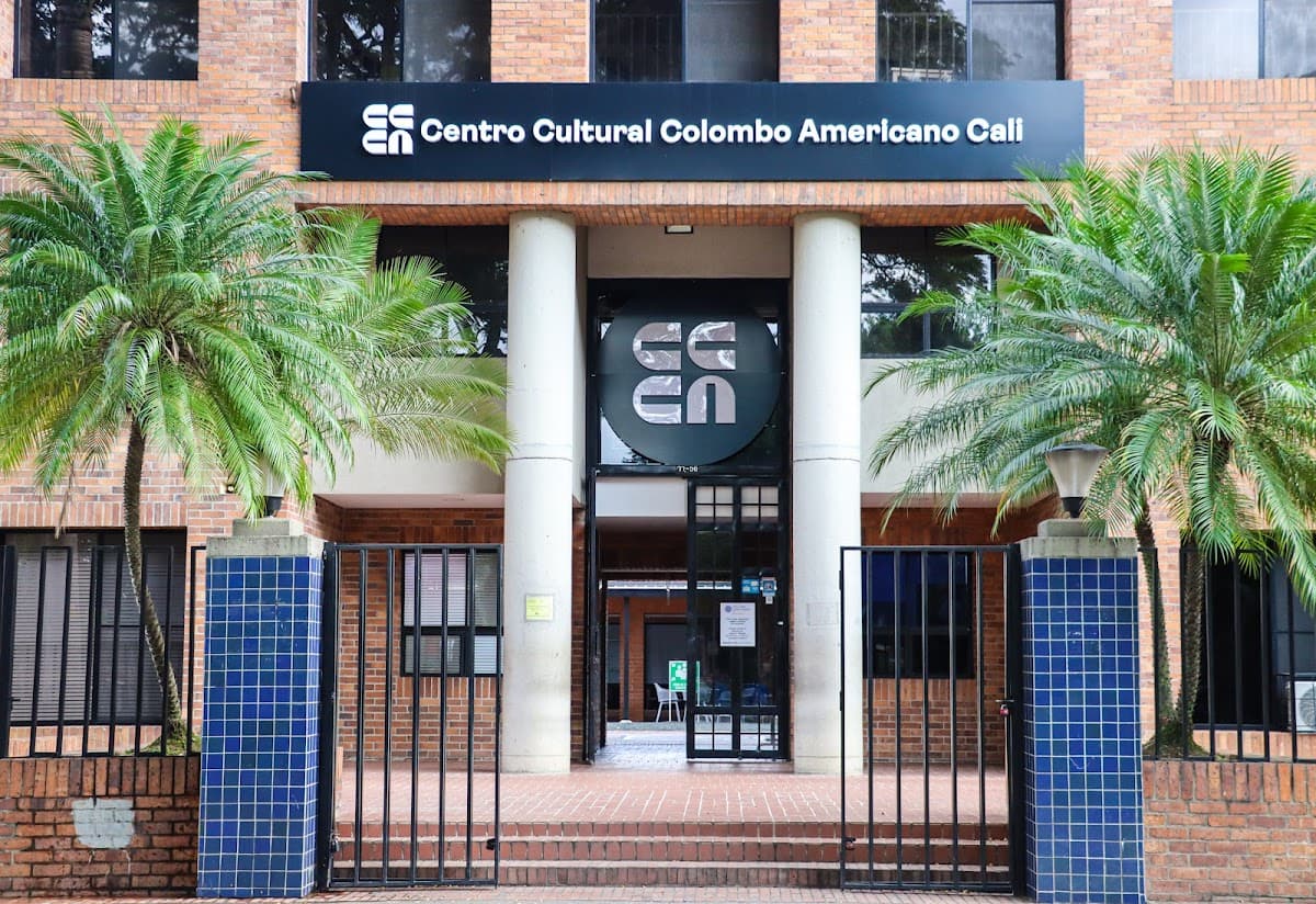 Centro Cultural Colombo Americano Sede Sur — foto
