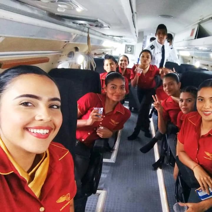 Escuela de Aviación y Turismo Internacional - Tripulante de Cabina de Pasajeros en Barranquilla — foto