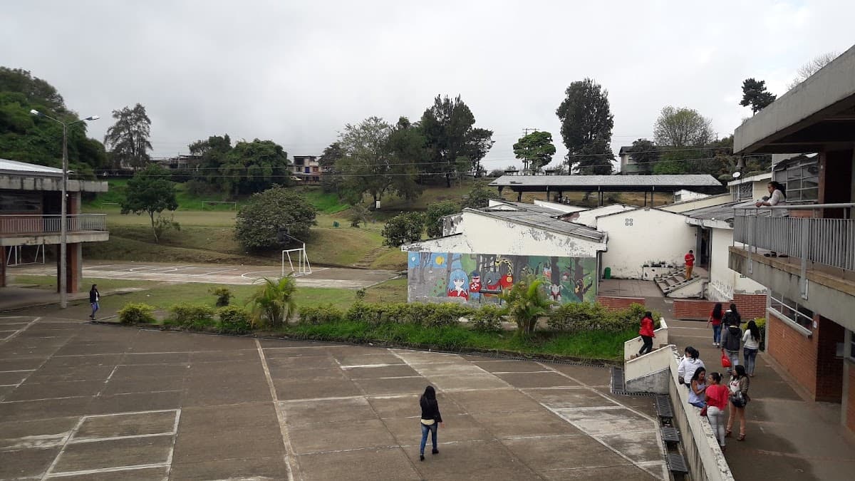 Colegio José Eusebio Caro — foto