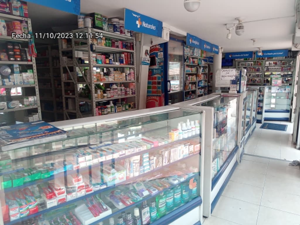 Farmacenter La 60 de Ibague — foto