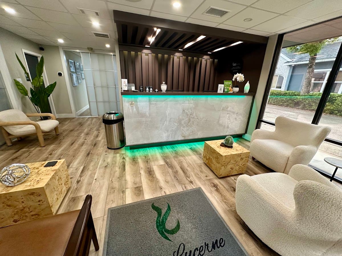 Lake Lucerne Cosmetic and Implant Dentistry — foto