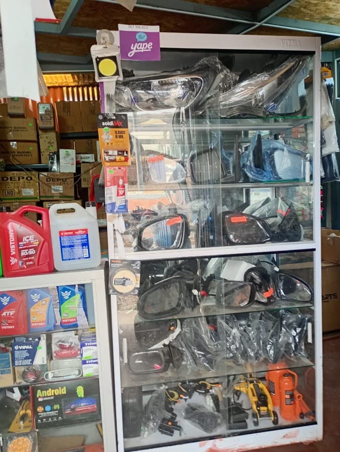 AUTOPARTES EL FLASH — foto