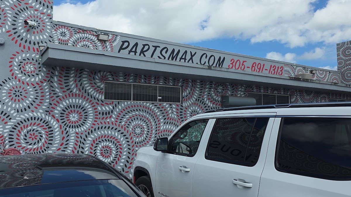 Partsmax Auto Parts and Accessories — foto